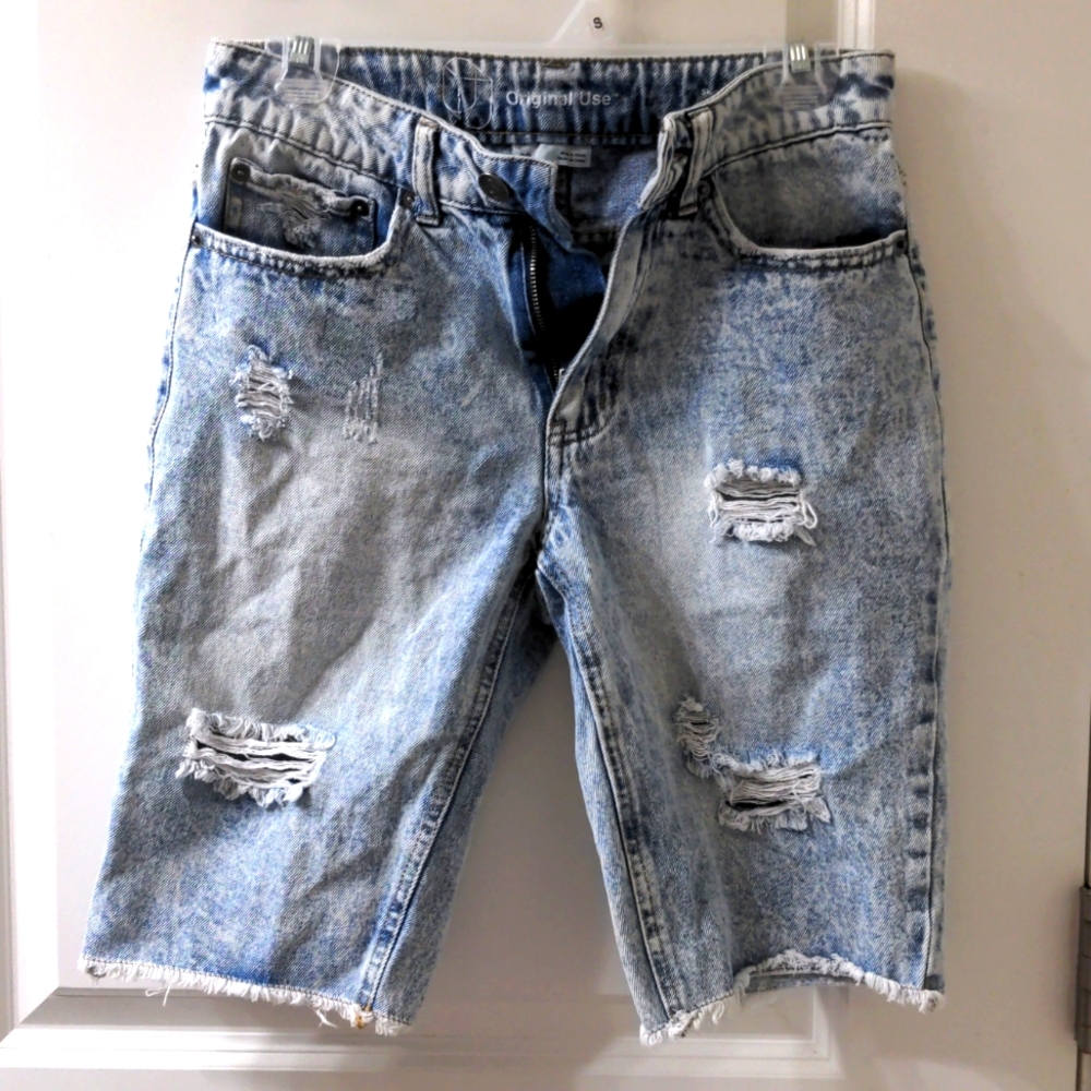 28 Original Use Men's Distressed Denim Shorts